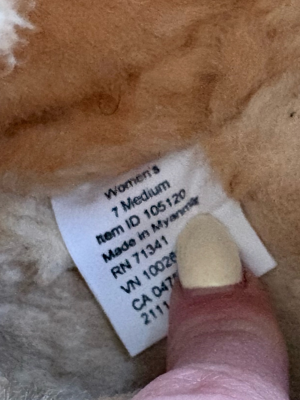 Women's LL Bean Wicked Good Slippers 7 - Picture 8 of 8